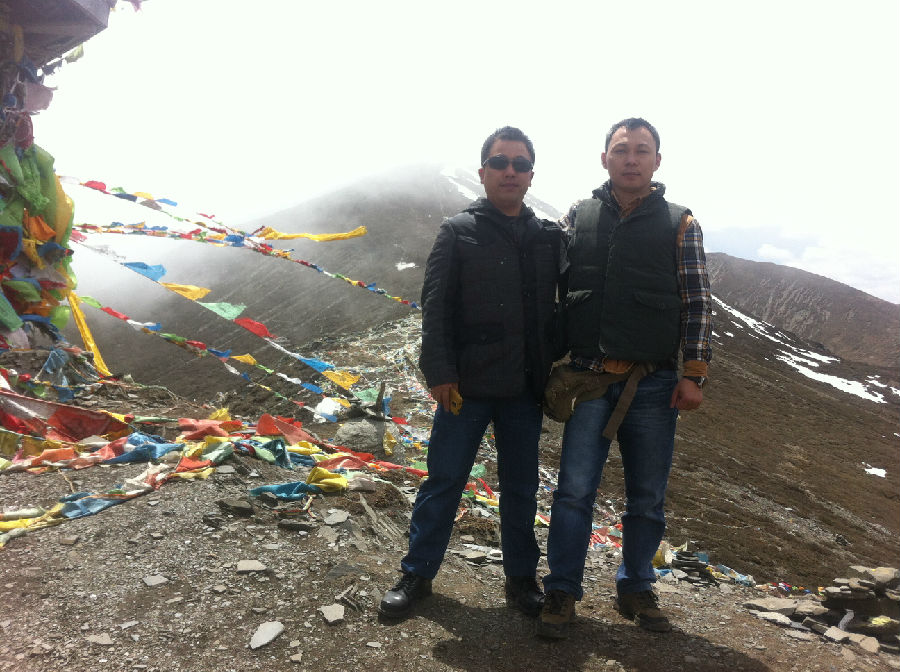 优秀员工-2014年度公司同事川藏行