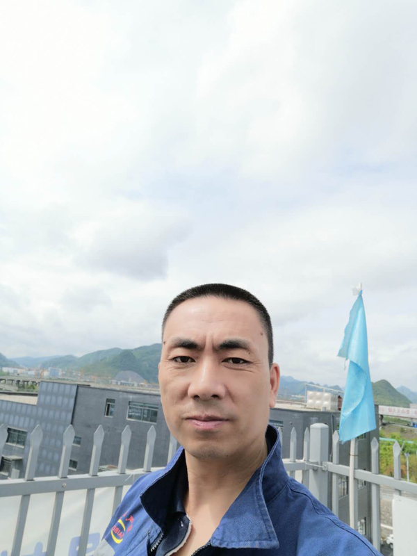 优秀员工-售后服务部-罗超